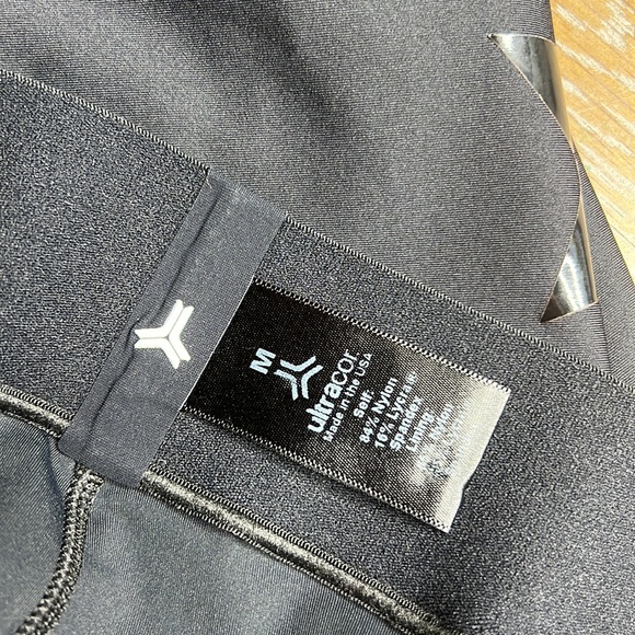 ULTRACOR Lux Essential Star Knockout Ultra High Legging - Picture 4 of 10